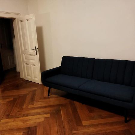 Tiva Downtown Apartments Praha Bagian luar foto