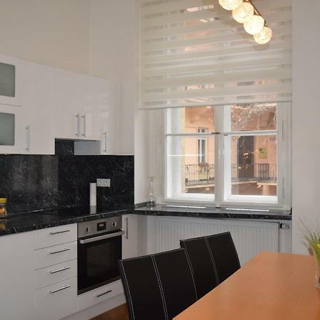 Tiva Downtown Apartments Praha Bagian luar foto